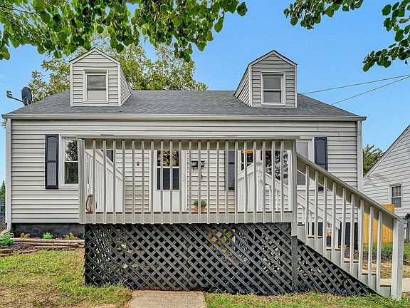 2nd image of 2508 Churchill Dr NW