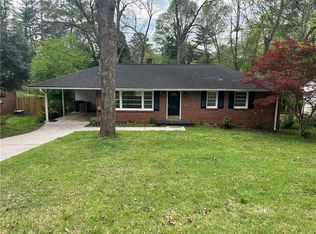 1369 Longview Dr, Gainesville, GA 30501