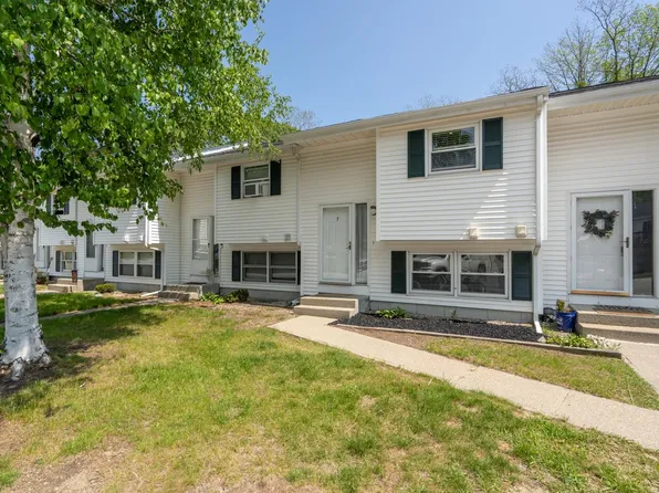 881 Mammoth Road #5, Manchester, NH 03104