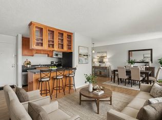 4110 Rahn Rd APT 201, Eagan, MN 55122