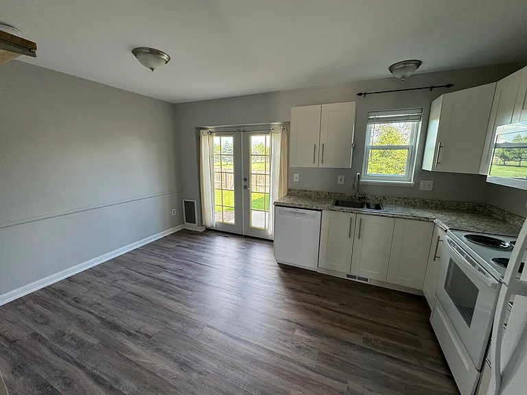 226 S Carr Ave — Photo 6