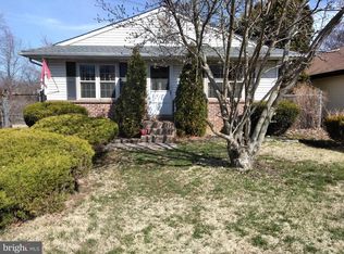 1530 Robinson Ave, Willow Grove, PA 19090