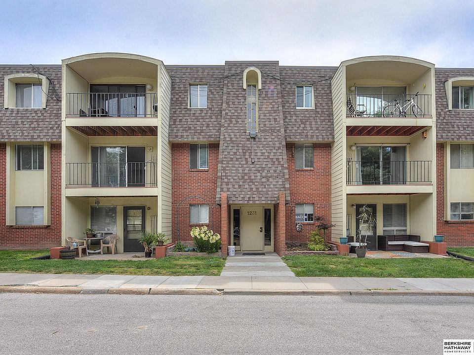1st image of 1231 S 121st Plz APT 211