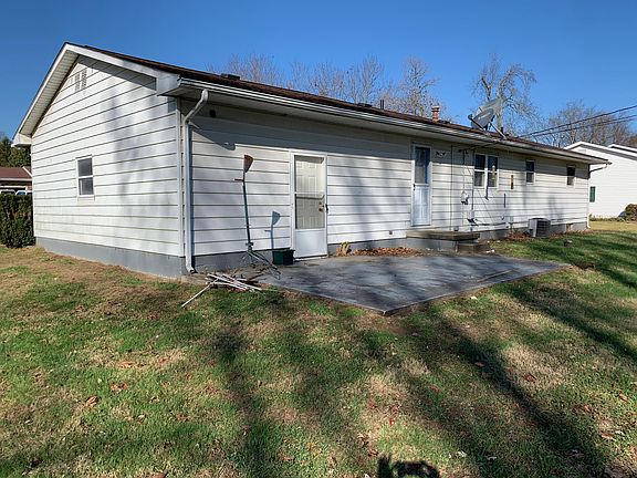 5th image of 108 Greenland Cir E