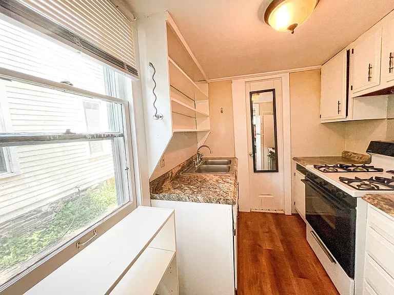 310 Farm Street — Photo 20