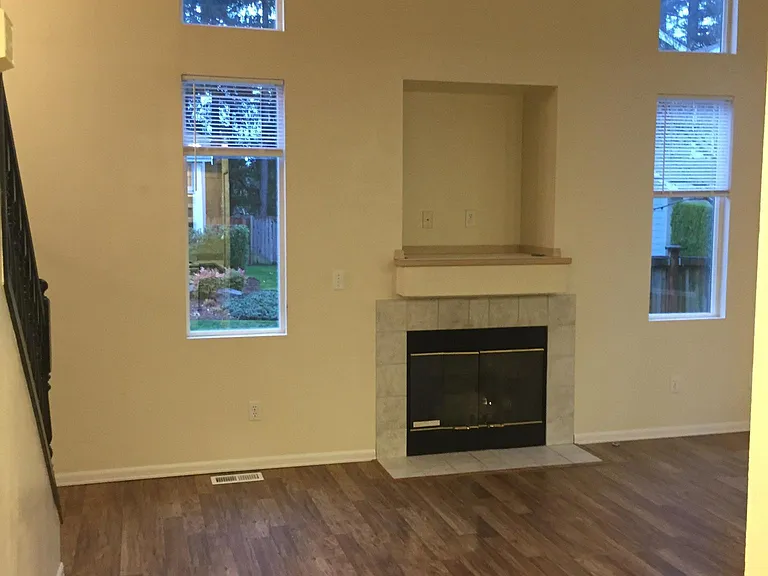 22726 SE 242nd St — Photo 3
