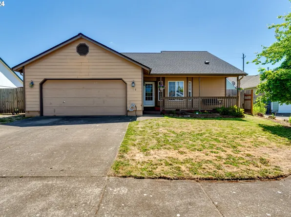 540 Spruce Ct, Creswell, OR 97426