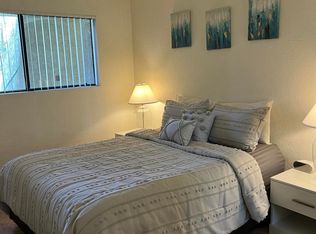 2821 N Los Felices Cir W #111, Palm Springs, CA 92262