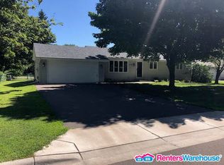 5550 Saint Stephen St, Mounds View, MN 55112