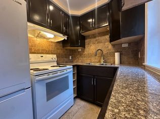 274 William St E #1, Oshawa, ON L1G1K8