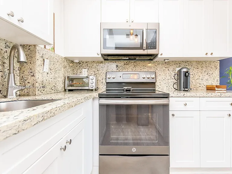 3500 Coral Way #1005 — Photo 5