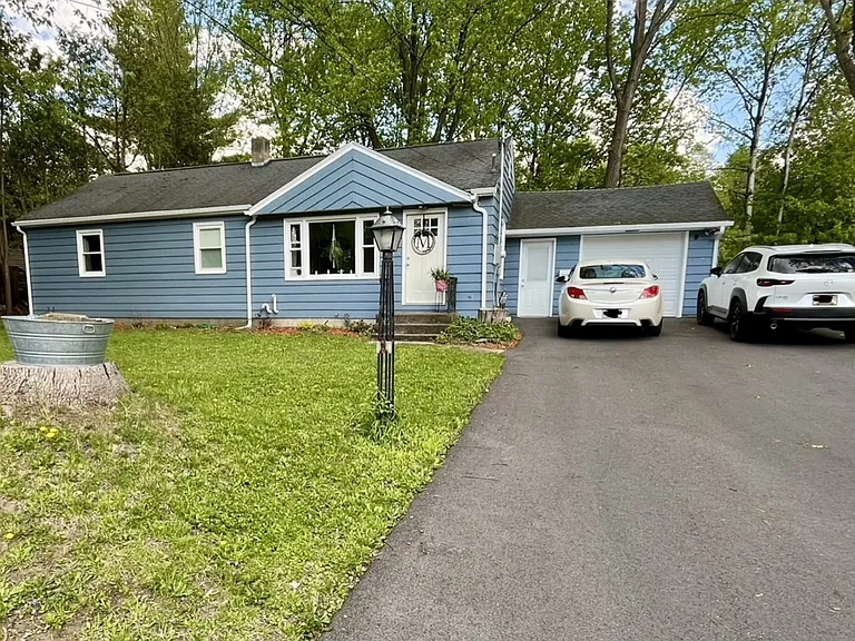 5684 Mapleton Dr — Photo 1