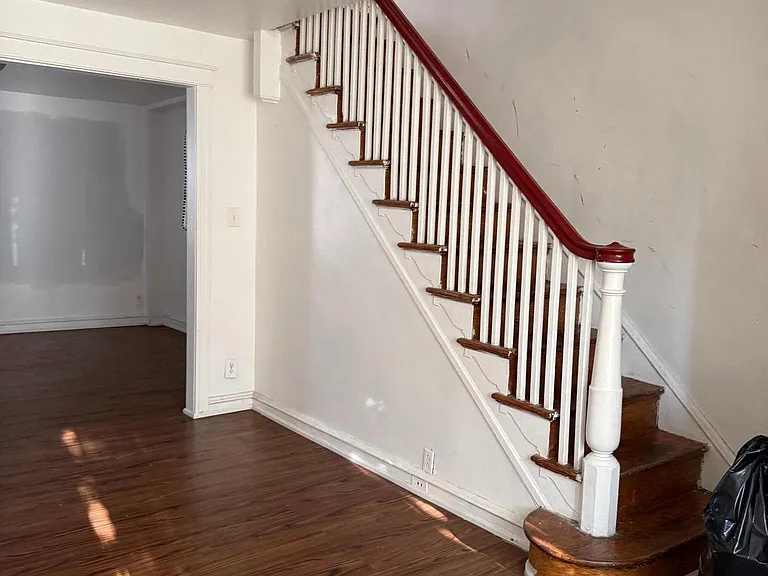 411 Timberlake Rd — Photo 5