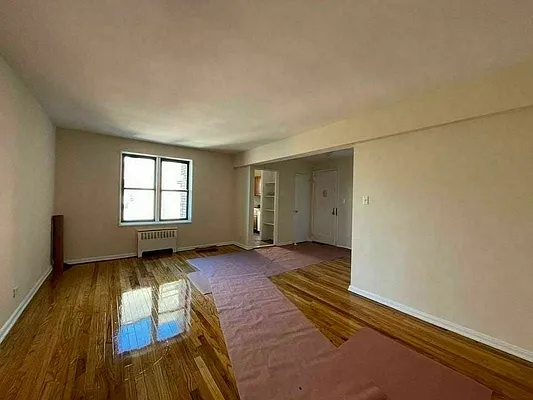 Rented by Voro Purple LLC | media 4