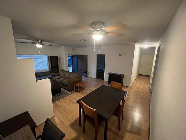 4424 Alumni Ave — Photo 1