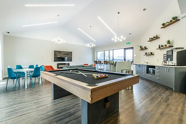 Amenity- Large lounge