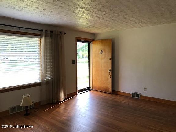 4th image of 6511 South Dr