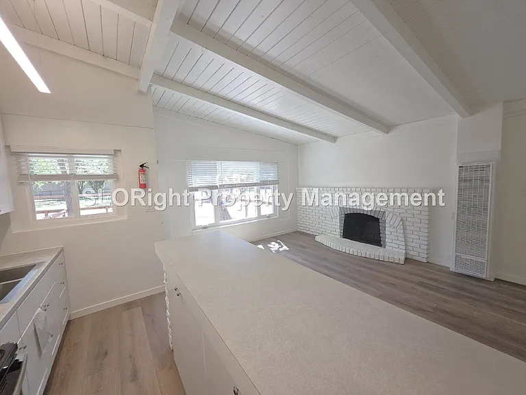 17259 Walnut Ave #D — Photo 6
