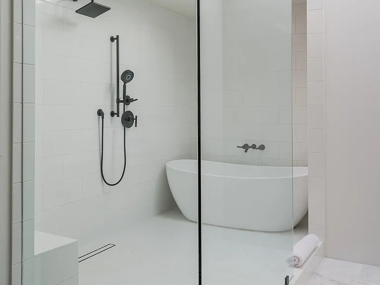 11199 E Prospect Point Dr — Photo 17