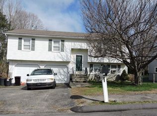 51 Strang Rd, Derby, CT 06418
