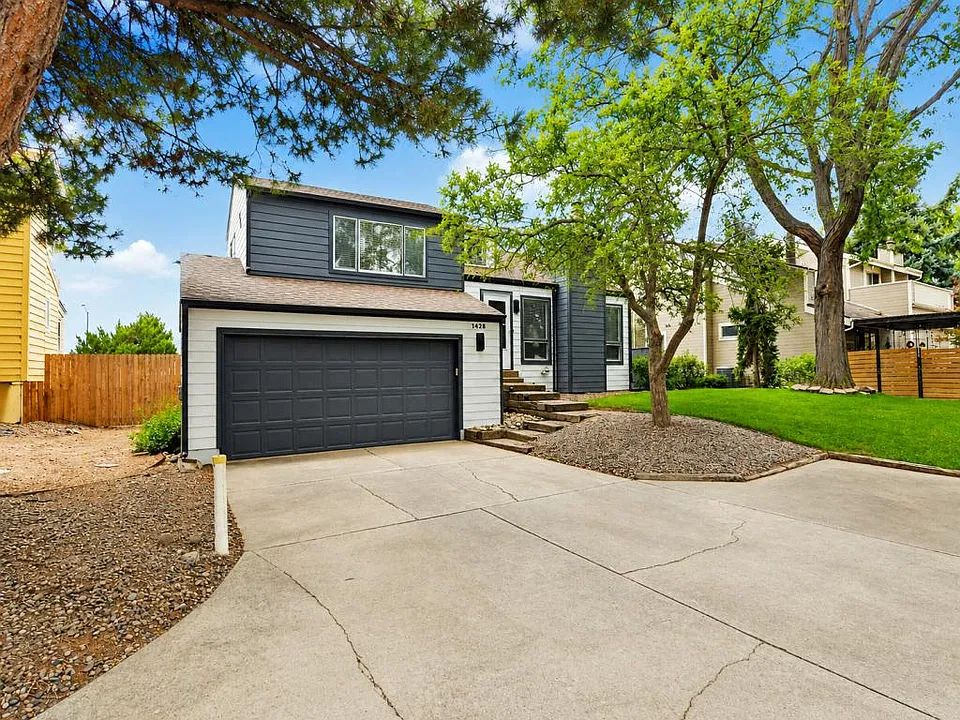 1428 Glenda Ct