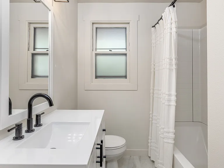 3011 W Dalke Ave — Photo 2