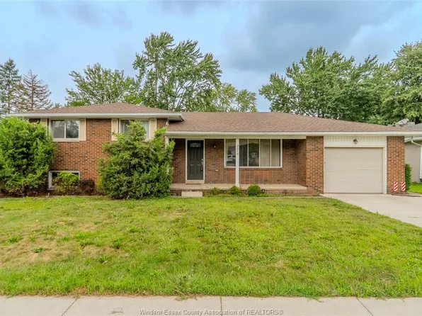 2010 Grand Marais Rd W, Windsor, ON N9E 1G1