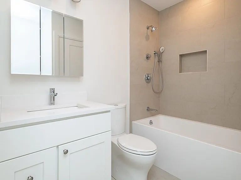 3247 Washington St #3 — Photo 5