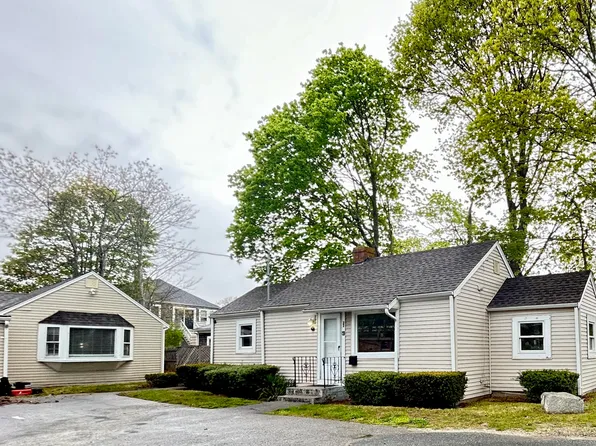 22 Oak Neck Road, Barnstable, MA 02630