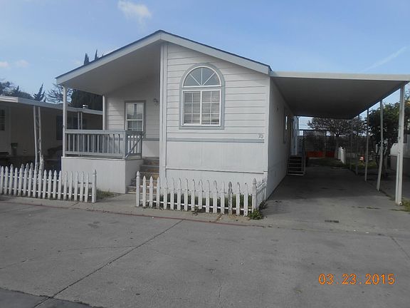 2nd image of 70 Chestnut Ln #70