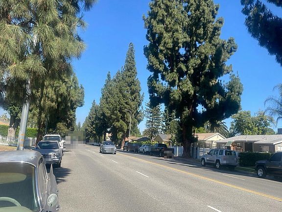4th image of 15927 San Fernando Mission Blvd