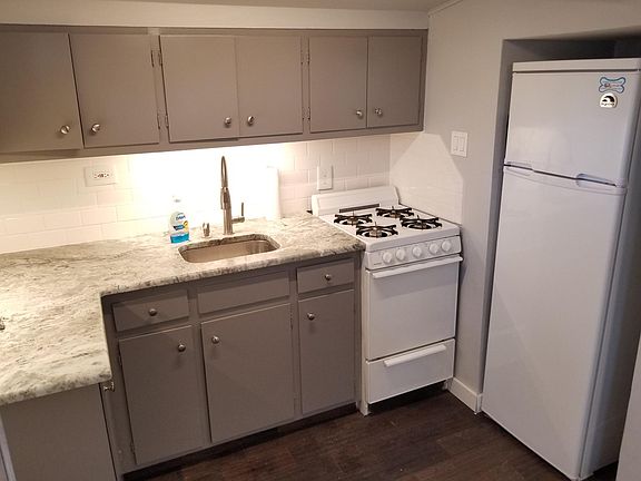 Updated Kitchen - new granite countertops