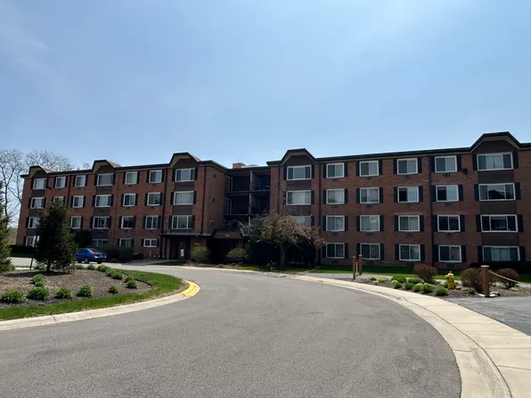 1216 S New Wilke Rd APT 106, Arlington Heights, IL 60005