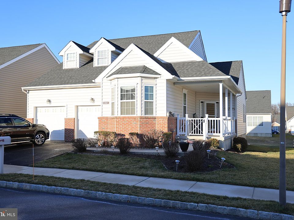 1st image of 2681 Honeysuckle Ln