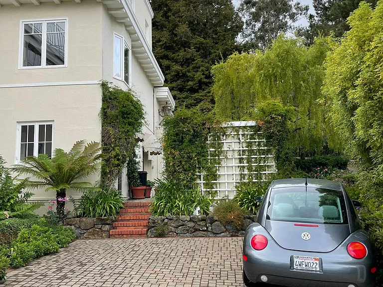 Forest View Ave — Photo 1