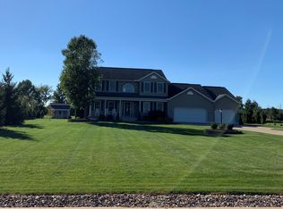444 Springtree Dr, Valley City, OH 44280