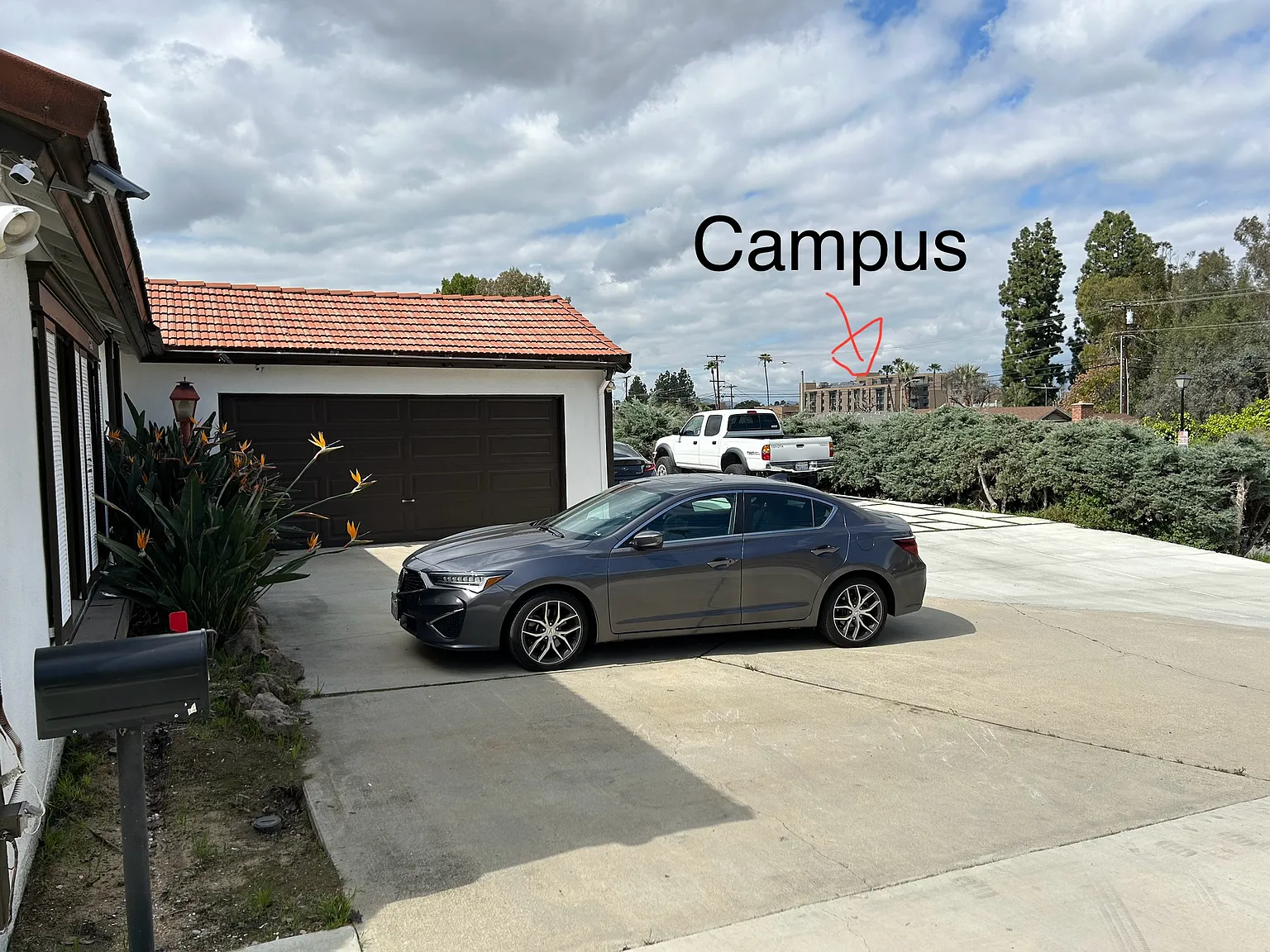 196 Barrett Dr — Photo 1