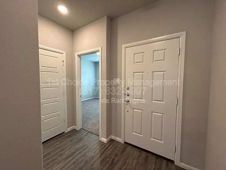 8941 Lantana Meadow Dr — Photo 6