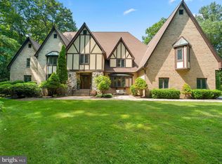 22305 Fitzgerald Dr, Gaithersburg, MD 20882