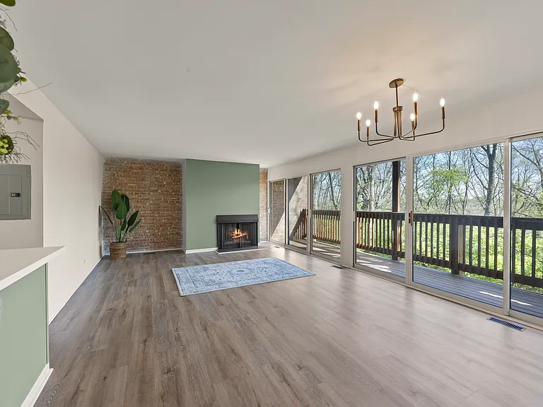 5821 Oakwood Dr #A — Photo 2