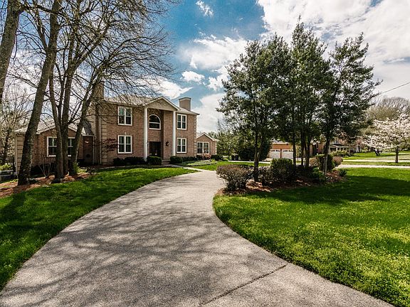 2nd image of 1112 Lochland Dr