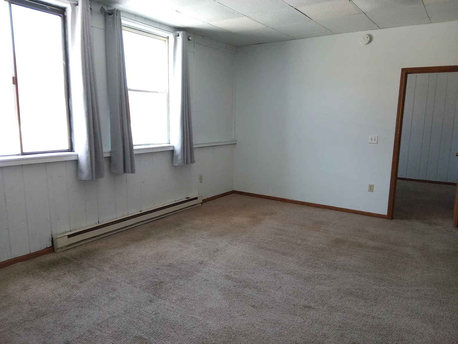 Blue River School - Apt 202 — Photo 4