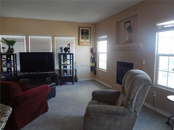 4th image of 695 Bay View Dr #1324