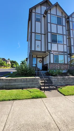 15799 NW Sparks Ln Photo 1