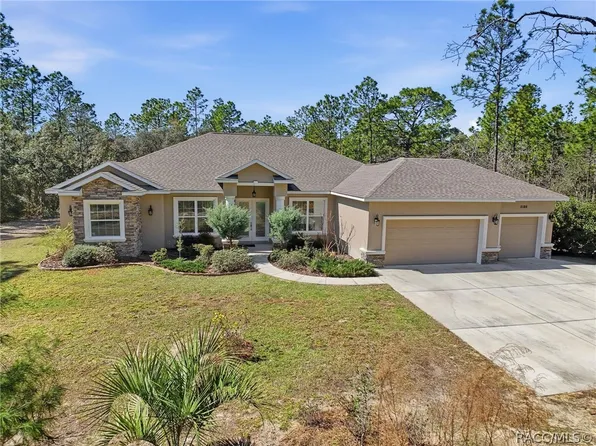 5186 W Angus Dr, Beverly Hills, FL 34465