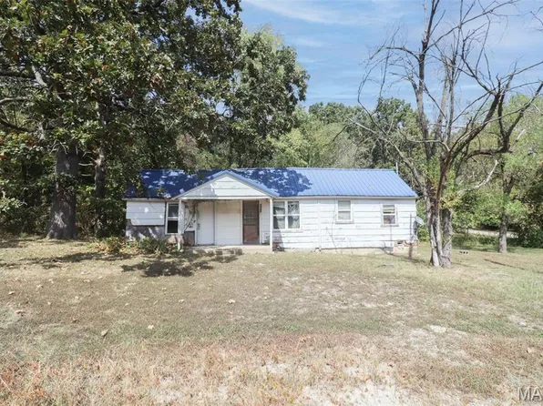 602 W 6th St, Dixon, MO 65459