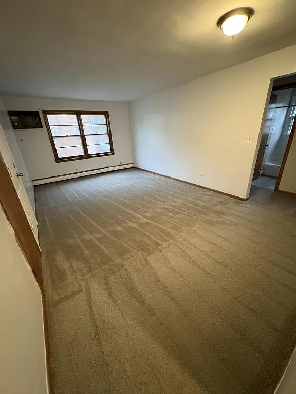 Building Photo - 3053 Hadley Ave #3