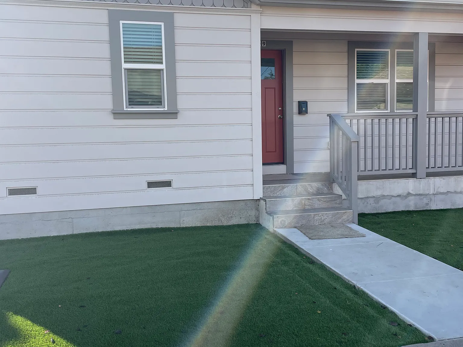 2 bed, 950 sqft, $3,050 — Photo 1