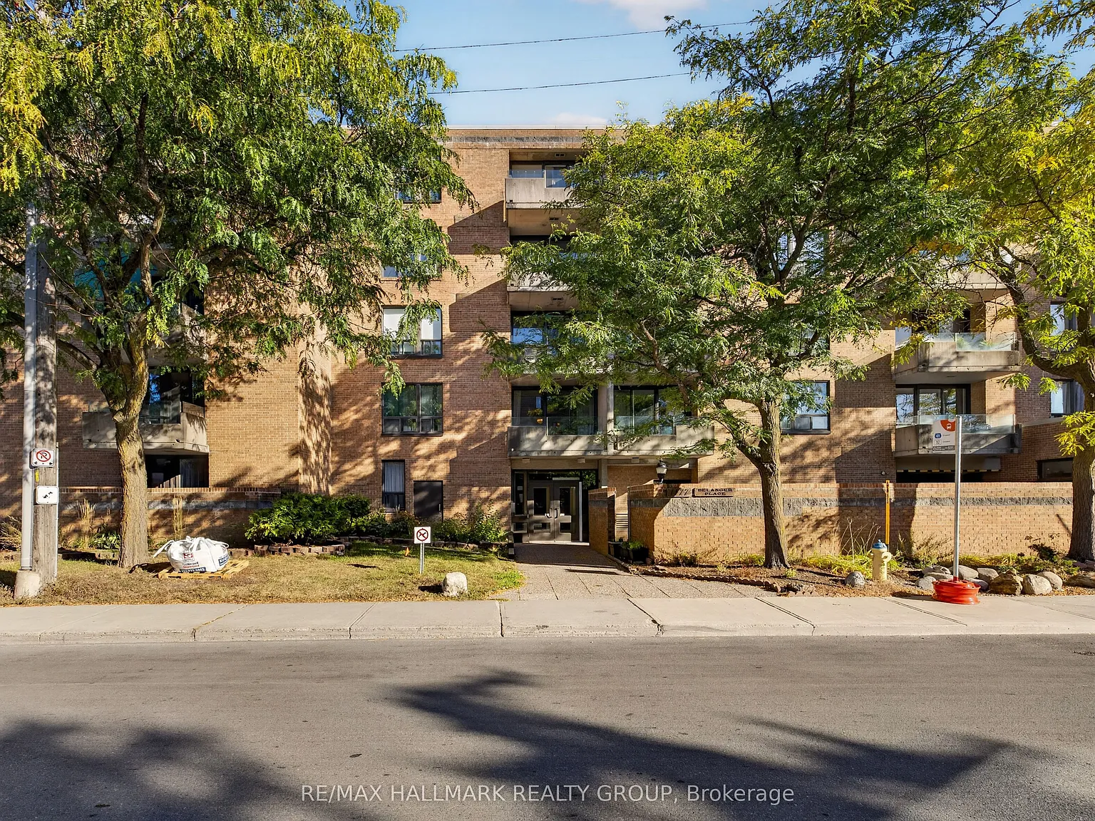 1177 Belanger Ave — Photo 1