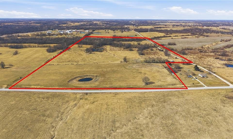 1st image of 32910 S Gregg Rd